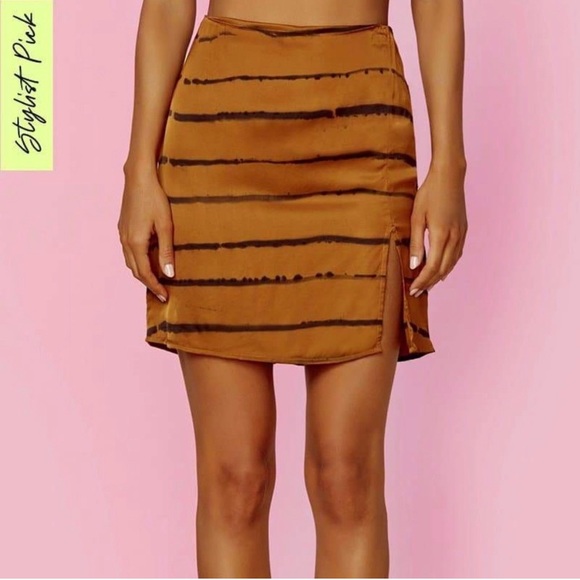 PlanetBlue NEWwTags RARE&SOLD OUT miniskirt - Picture 7 of 10